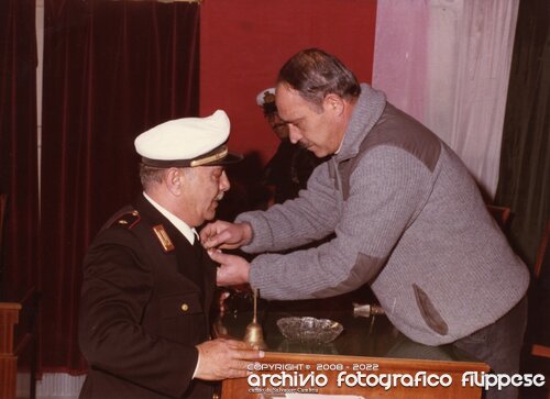1981 Medaglia ricordo consegnata dal Sindaco Giuli Aliprandi al Comandante Giuseppe Ammendolia nel giorno del congedo